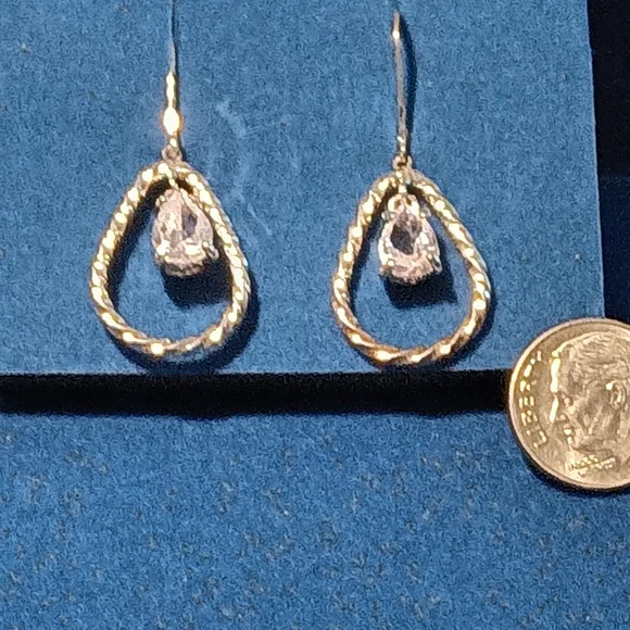 Avon Gold and Silver Teardrop Earrings - Picture 1 of 4